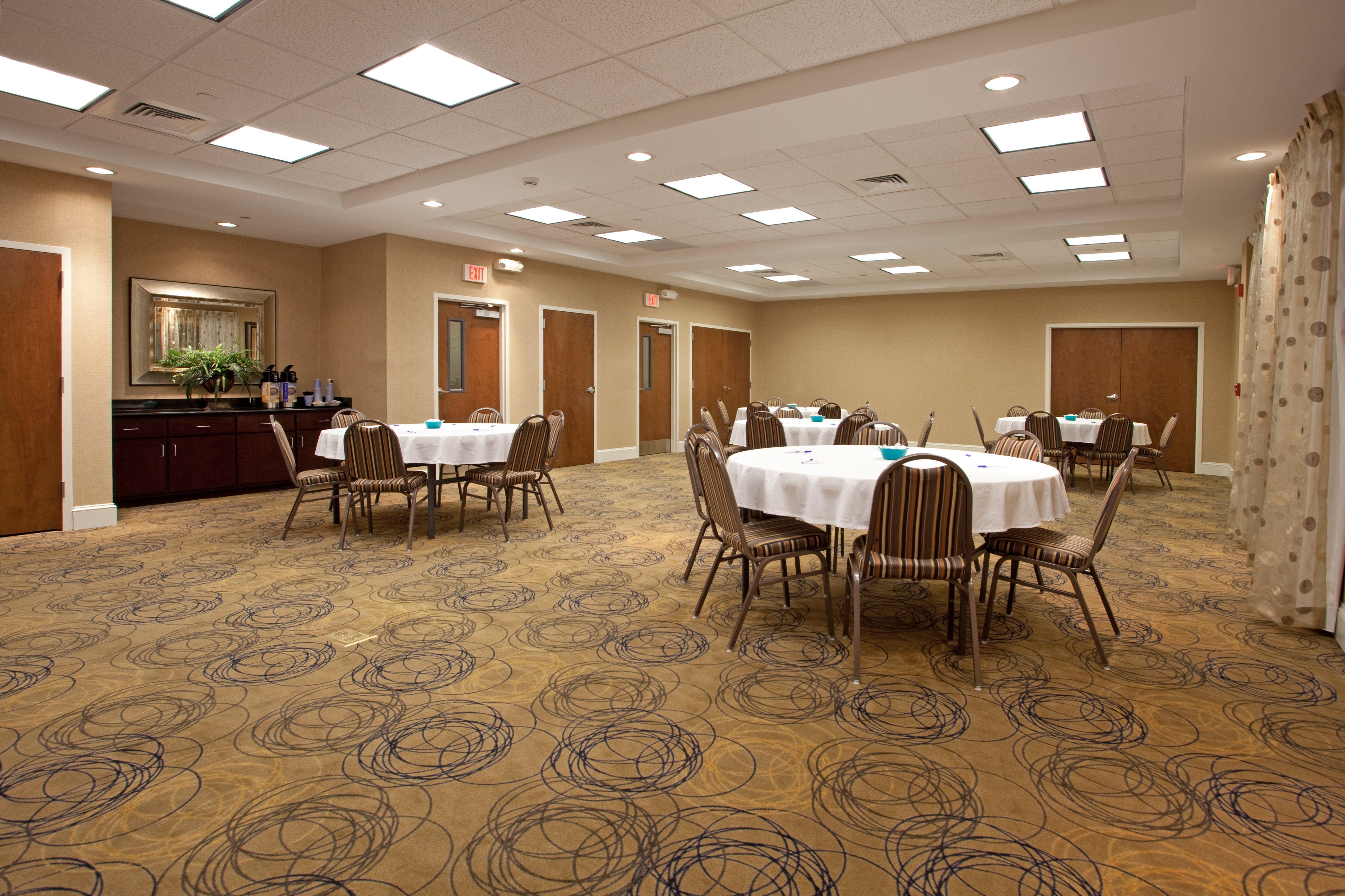 Holiday Inn Express Pembroke By Ihg Zewnętrze zdjęcie