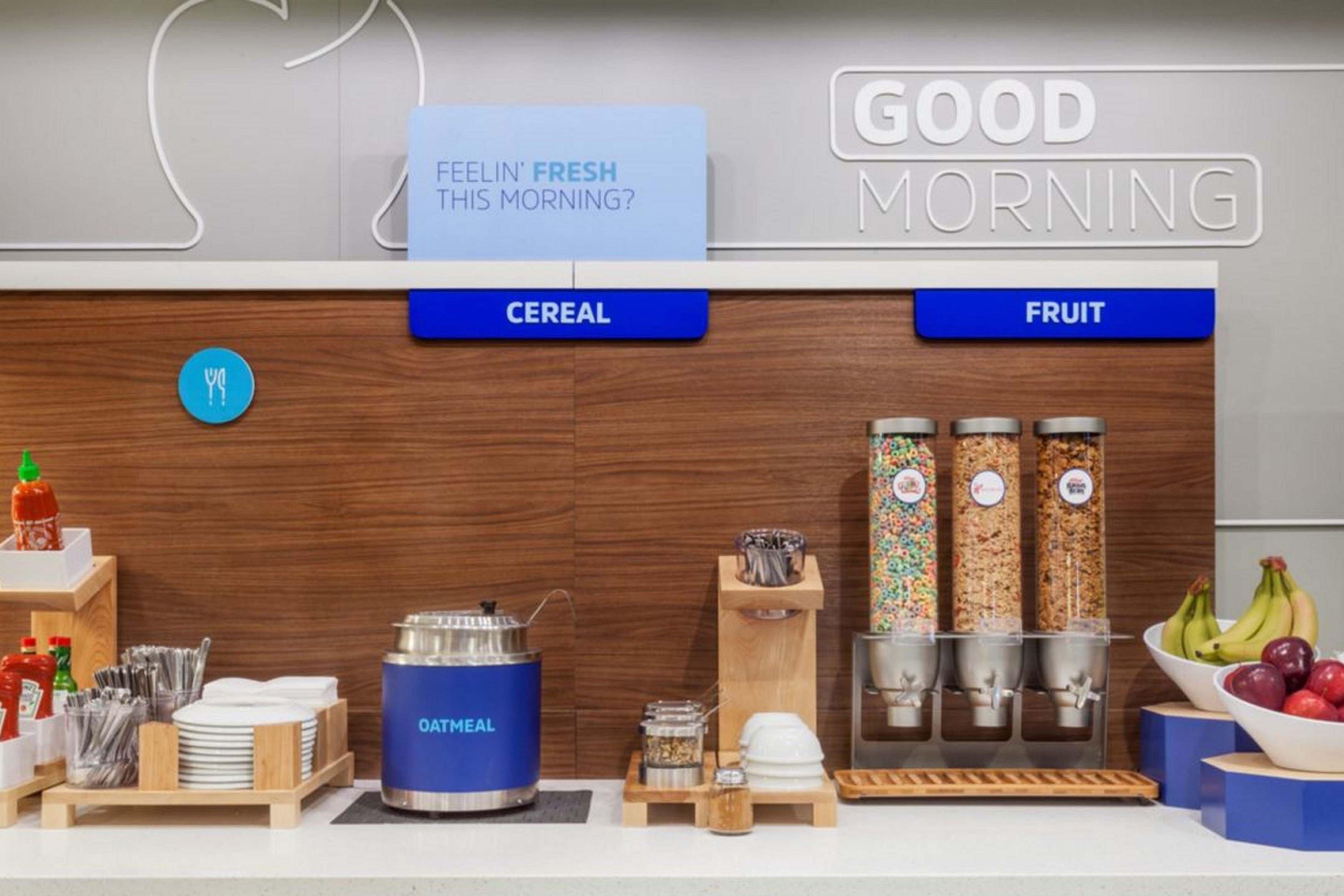 Holiday Inn Express Pembroke By Ihg Zewnętrze zdjęcie
