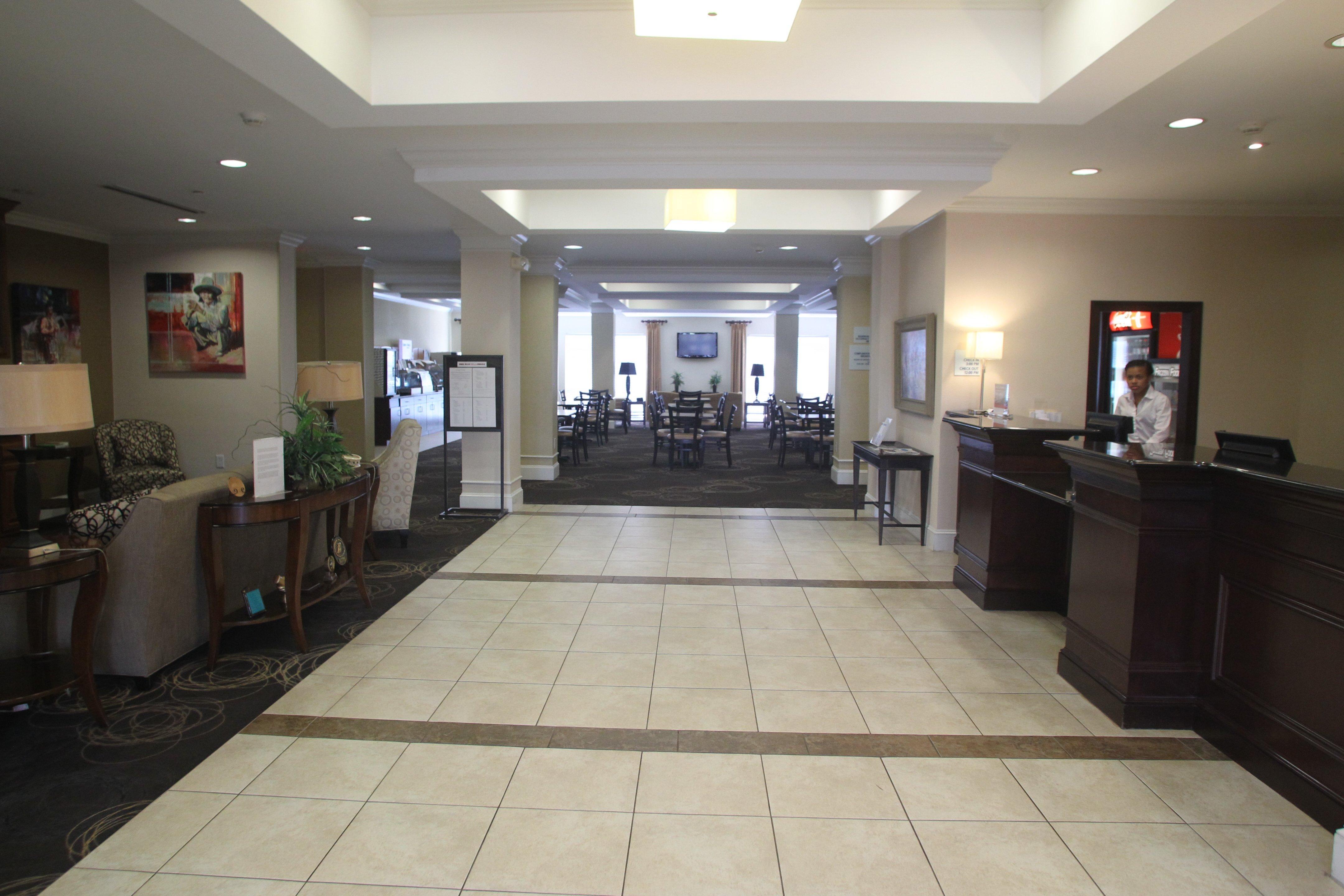 Holiday Inn Express Pembroke By Ihg Zewnętrze zdjęcie