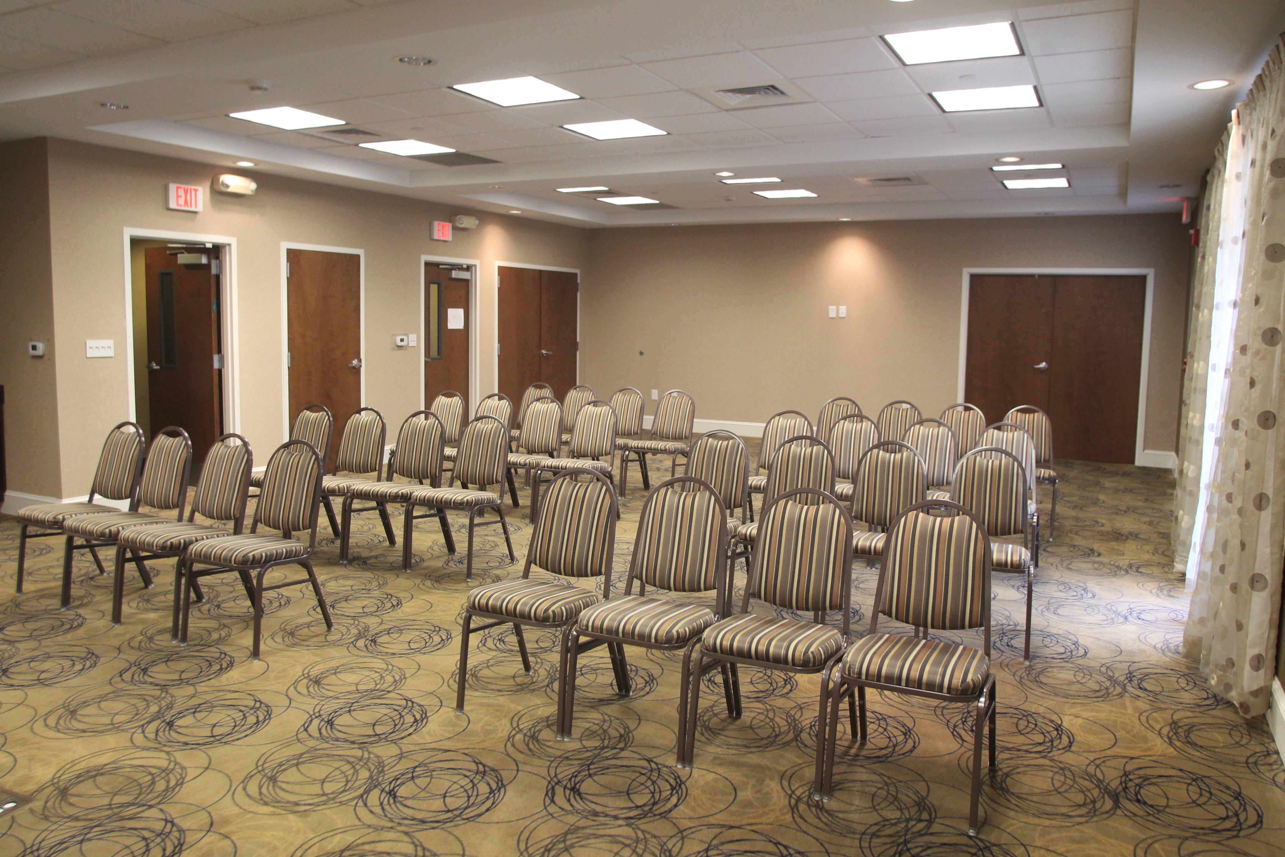 Holiday Inn Express Pembroke By Ihg Zewnętrze zdjęcie
