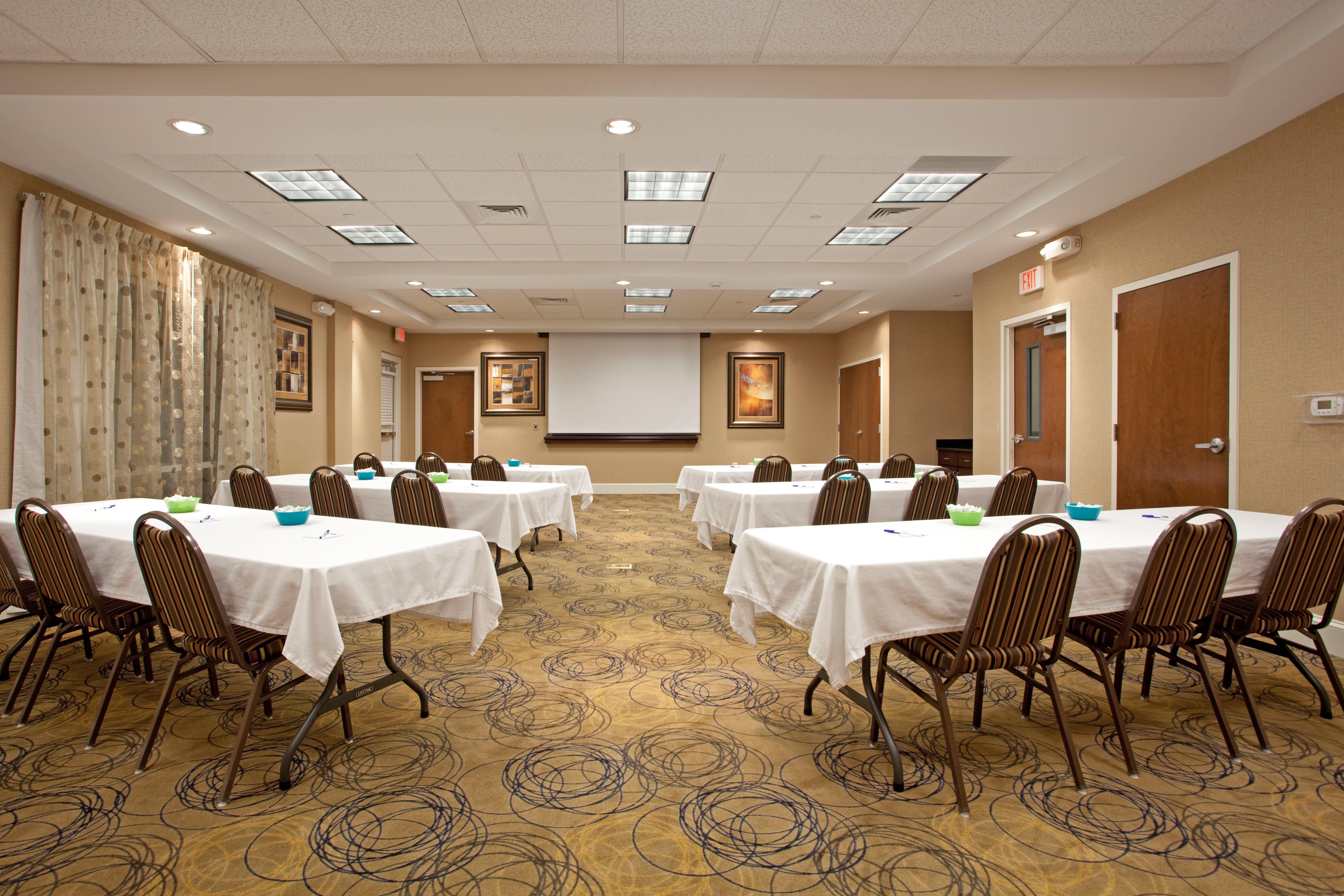 Holiday Inn Express Pembroke By Ihg Zewnętrze zdjęcie